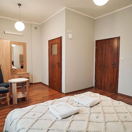 Hotel Lilia Włoszczowa Extérieur photo