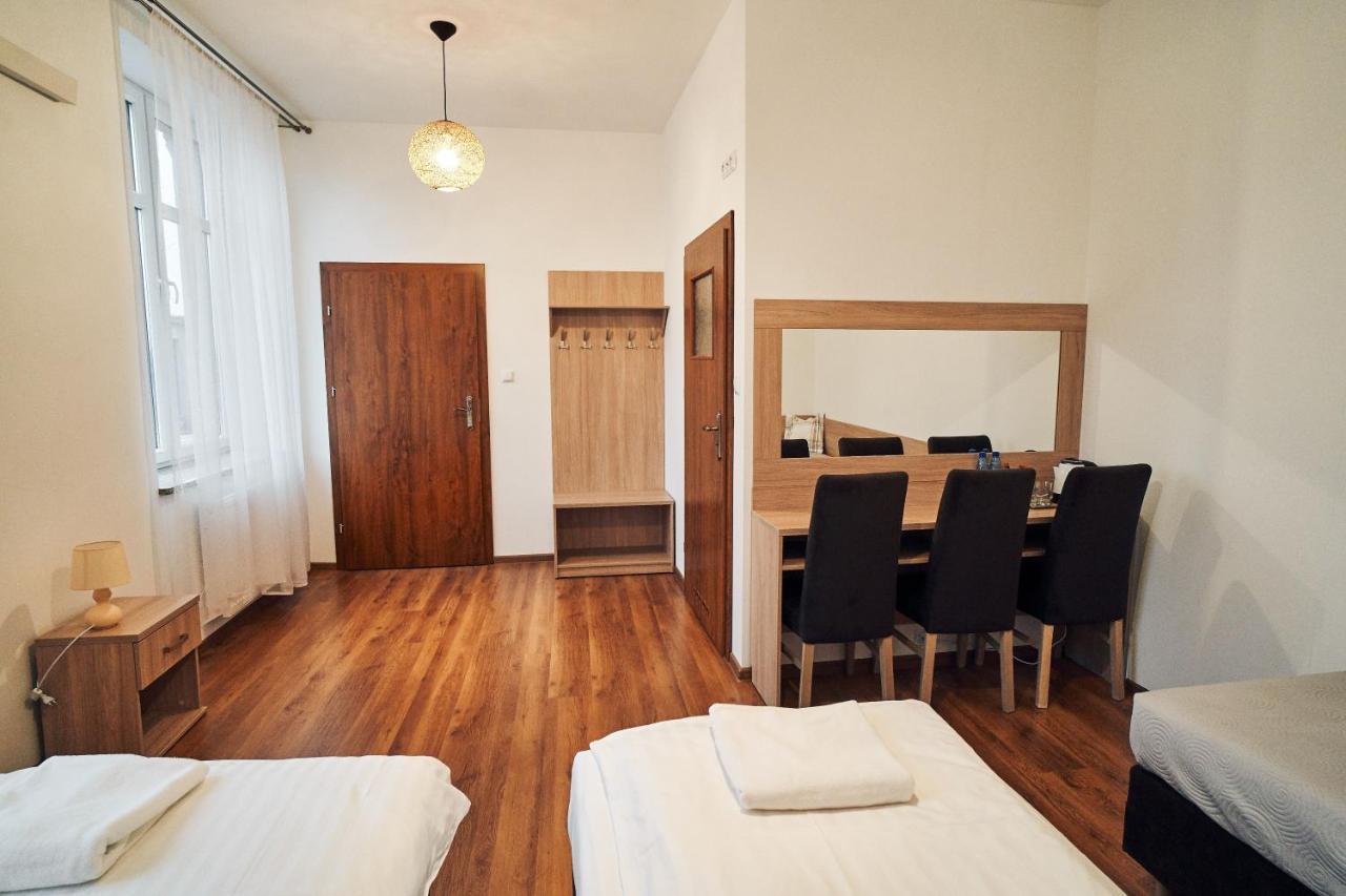 Hotel Lilia Włoszczowa Extérieur photo