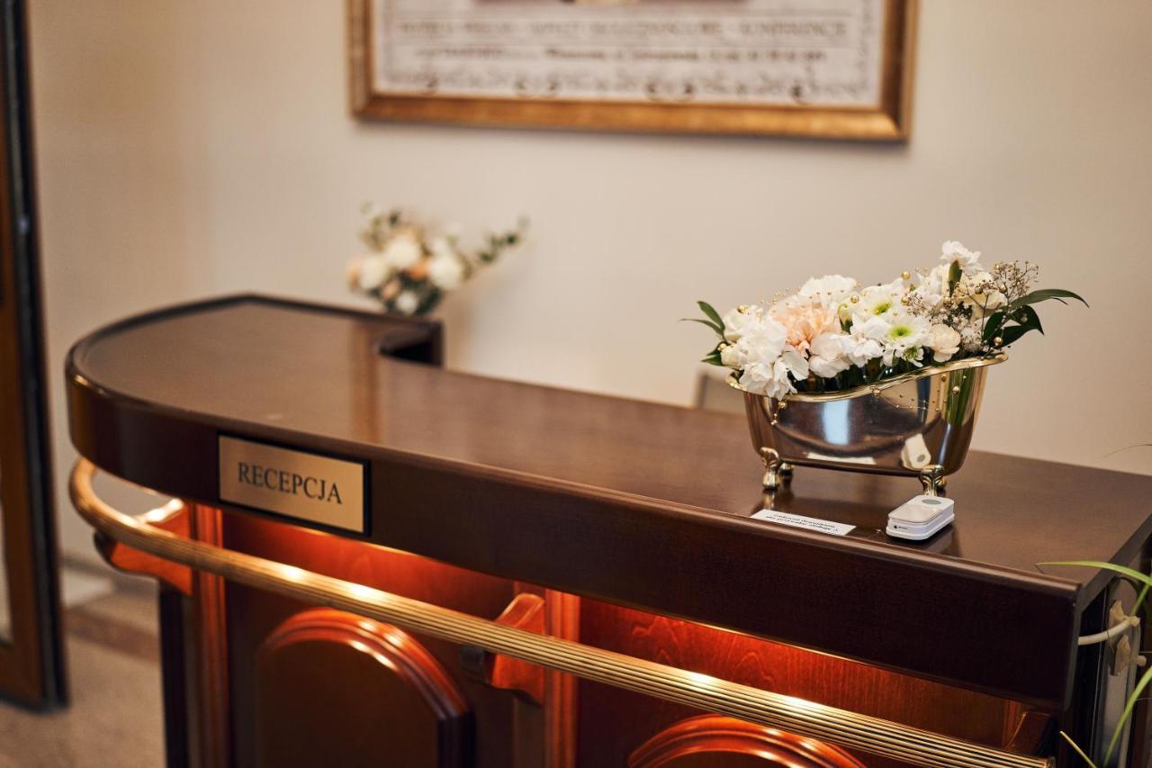 Hotel Lilia Włoszczowa Extérieur photo